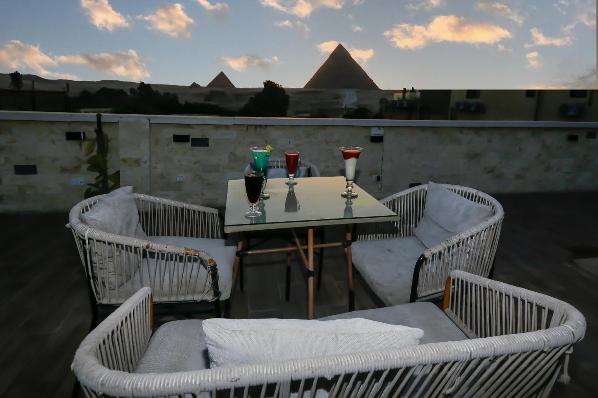 Pyramids Glory Inn Kafret el-Gabal Exteriér fotografie