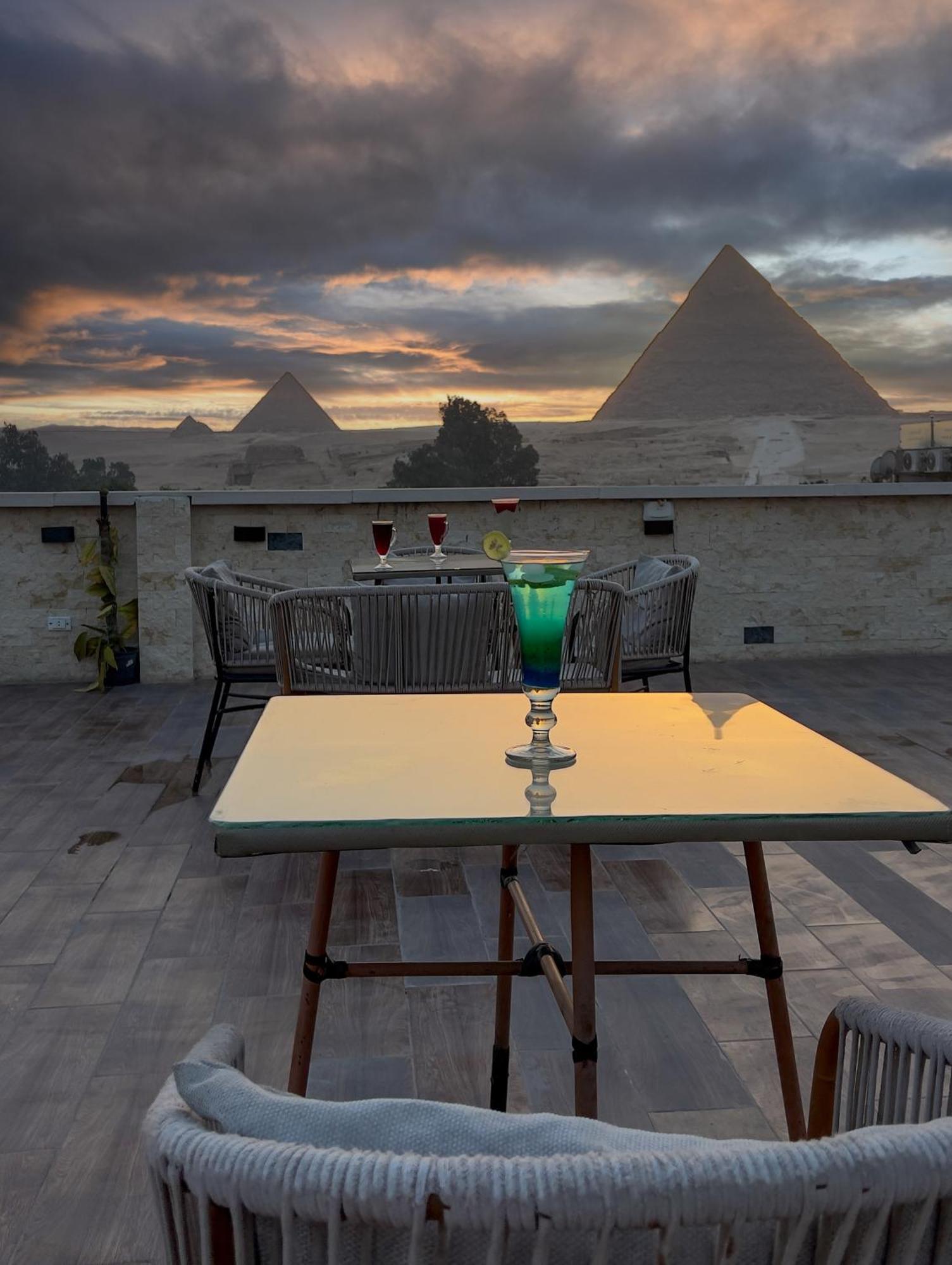 Pyramids Glory Inn Kafret el-Gabal Exteriér fotografie